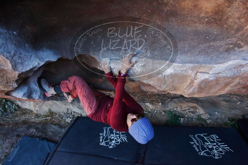 Bouldering in Hueco Tanks on 01/12/2020 with Blue Lizard Climbing and Yoga

Filename: SRM_20200112_1654461.jpg
Aperture: f/4.5
Shutter Speed: 1/250
Body: Canon EOS-1D Mark II
Lens: Canon EF 16-35mm f/2.8 L