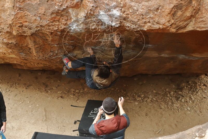 Bouldering in Hueco Tanks on 01/16/2020 with Blue Lizard Climbing and Yoga

Filename: SRM_20200116_1121120.jpg
Aperture: f/3.2
Shutter Speed: 1/320
Body: Canon EOS-1D Mark II
Lens: Canon EF 50mm f/1.8 II