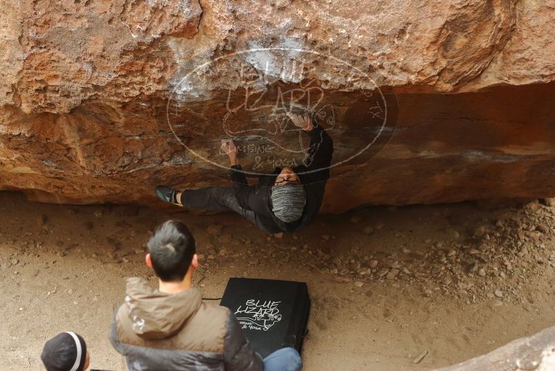 Bouldering in Hueco Tanks on 01/16/2020 with Blue Lizard Climbing and Yoga

Filename: SRM_20200116_1122160.jpg
Aperture: f/3.2
Shutter Speed: 1/320
Body: Canon EOS-1D Mark II
Lens: Canon EF 50mm f/1.8 II