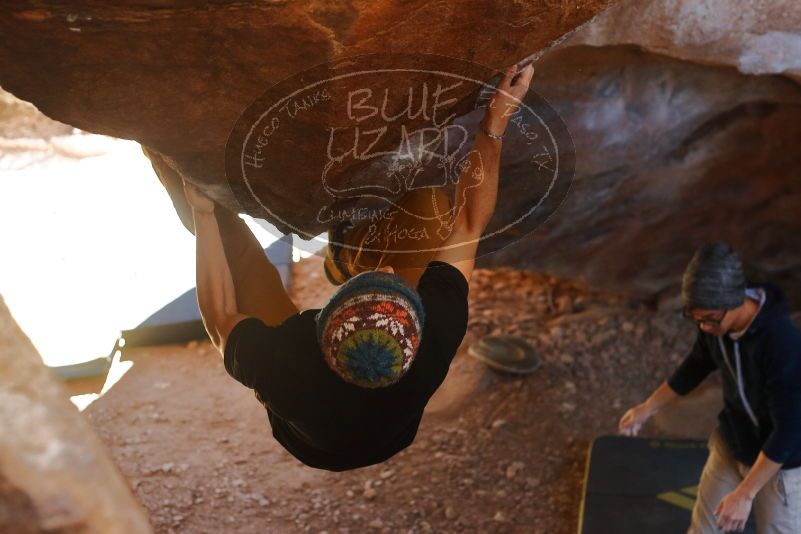 Bouldering in Hueco Tanks on 01/18/2020 with Blue Lizard Climbing and Yoga

Filename: SRM_20200118_1341030.jpg
Aperture: f/3.2
Shutter Speed: 1/400
Body: Canon EOS-1D Mark II
Lens: Canon EF 50mm f/1.8 II