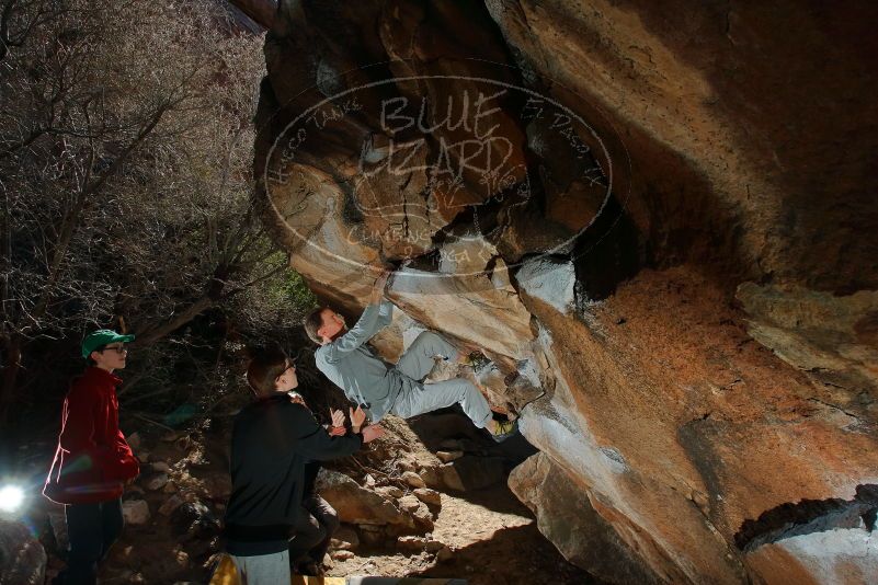 Bouldering in Hueco Tanks on 01/19/2020 with Blue Lizard Climbing and Yoga

Filename: SRM_20200119_1214390.jpg
Aperture: f/8.0
Shutter Speed: 1/250
Body: Canon EOS-1D Mark II
Lens: Canon EF 16-35mm f/2.8 L