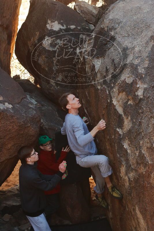 Bouldering in Hueco Tanks on 01/19/2020 with Blue Lizard Climbing and Yoga

Filename: SRM_20200119_1223460.jpg
Aperture: f/5.6
Shutter Speed: 1/250
Body: Canon EOS-1D Mark II
Lens: Canon EF 50mm f/1.8 II