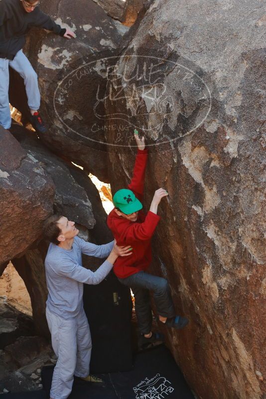 Bouldering in Hueco Tanks on 01/19/2020 with Blue Lizard Climbing and Yoga

Filename: SRM_20200119_1236450.jpg
Aperture: f/5.0
Shutter Speed: 1/250
Body: Canon EOS-1D Mark II
Lens: Canon EF 50mm f/1.8 II