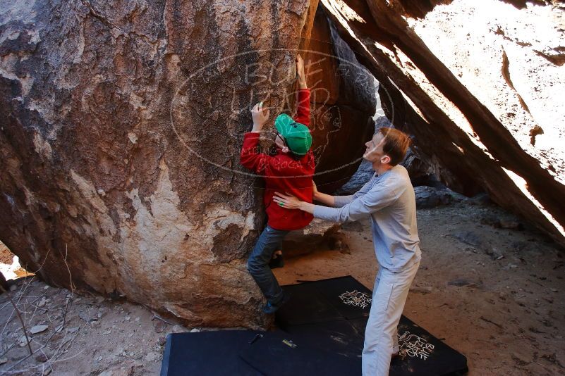 Bouldering in Hueco Tanks on 01/19/2020 with Blue Lizard Climbing and Yoga

Filename: SRM_20200119_1311590.jpg
Aperture: f/4.0
Shutter Speed: 1/320
Body: Canon EOS-1D Mark II
Lens: Canon EF 16-35mm f/2.8 L