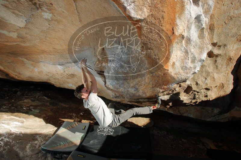 Bouldering in Hueco Tanks on 01/19/2020 with Blue Lizard Climbing and Yoga

Filename: SRM_20200119_1641050.jpg
Aperture: f/8.0
Shutter Speed: 1/250
Body: Canon EOS-1D Mark II
Lens: Canon EF 16-35mm f/2.8 L