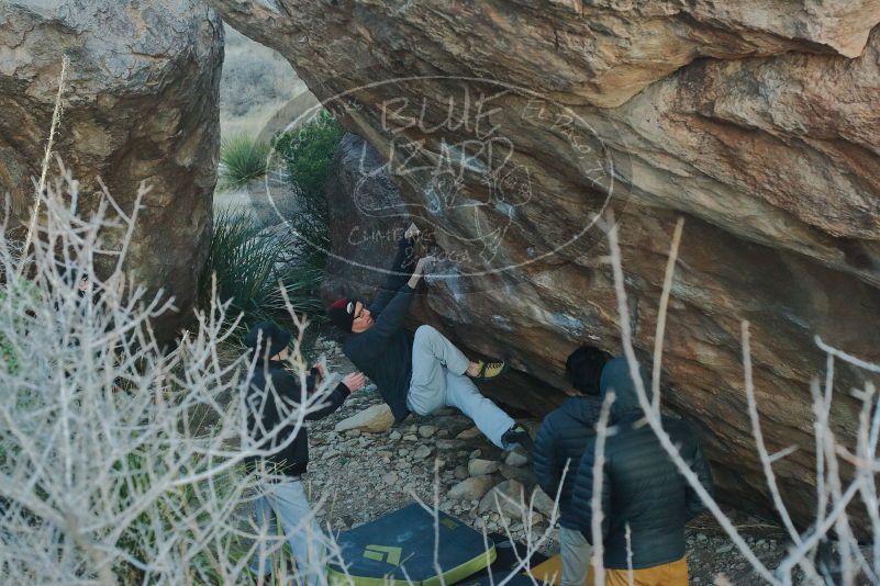 Bouldering in Hueco Tanks on 01/19/2020 with Blue Lizard Climbing and Yoga

Filename: SRM_20200119_1826490.jpg
Aperture: f/4.0
Shutter Speed: 1/250
Body: Canon EOS-1D Mark II
Lens: Canon EF 50mm f/1.8 II