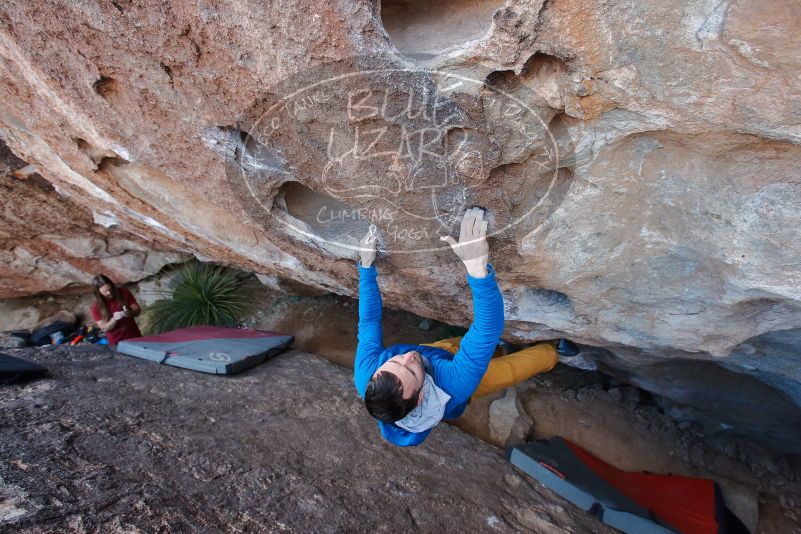 Bouldering in Hueco Tanks on 01/27/2020 with Blue Lizard Climbing and Yoga

Filename: SRM_20200127_1054590.jpg
Aperture: f/5.0
Shutter Speed: 1/250
Body: Canon EOS-1D Mark II
Lens: Canon EF 16-35mm f/2.8 L