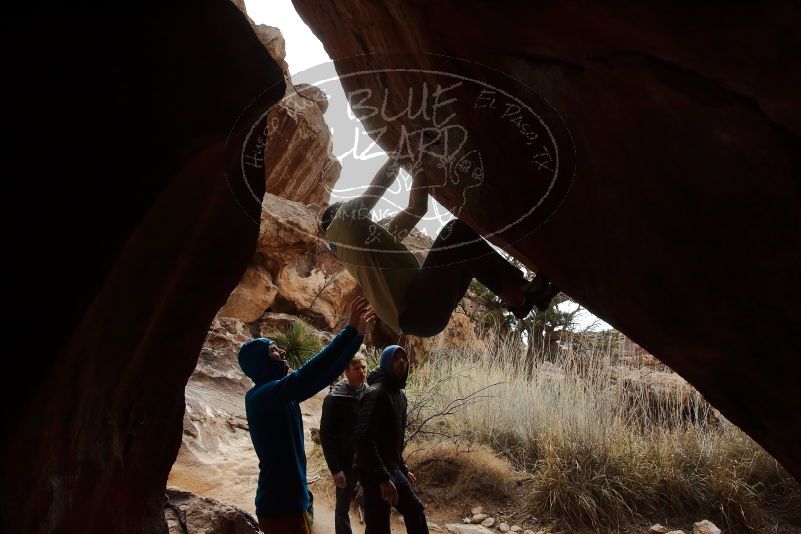 Bouldering in Hueco Tanks on 01/27/2020 with Blue Lizard Climbing and Yoga

Filename: SRM_20200127_1214380.jpg
Aperture: f/14.0
Shutter Speed: 1/250
Body: Canon EOS-1D Mark II
Lens: Canon EF 16-35mm f/2.8 L