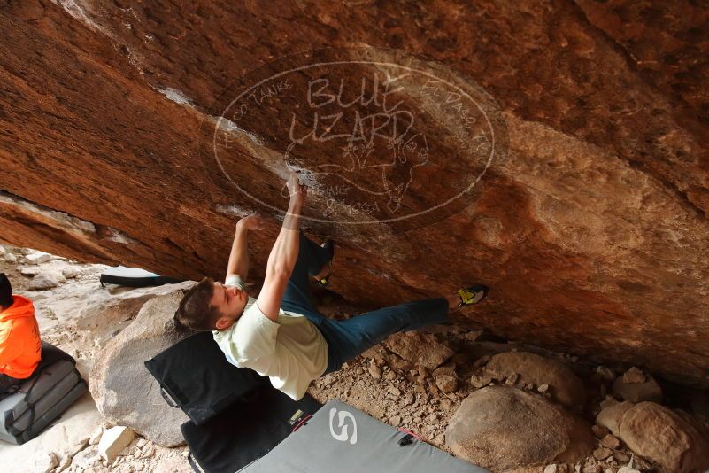 Bouldering in Hueco Tanks on 01/27/2020 with Blue Lizard Climbing and Yoga

Filename: SRM_20200127_1251070.jpg
Aperture: f/5.0
Shutter Speed: 1/250
Body: Canon EOS-1D Mark II
Lens: Canon EF 16-35mm f/2.8 L