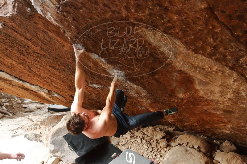 Bouldering in Hueco Tanks on 01/27/2020 with Blue Lizard Climbing and Yoga

Filename: SRM_20200127_1255301.jpg
Aperture: f/5.6
Shutter Speed: 1/250
Body: Canon EOS-1D Mark II
Lens: Canon EF 16-35mm f/2.8 L