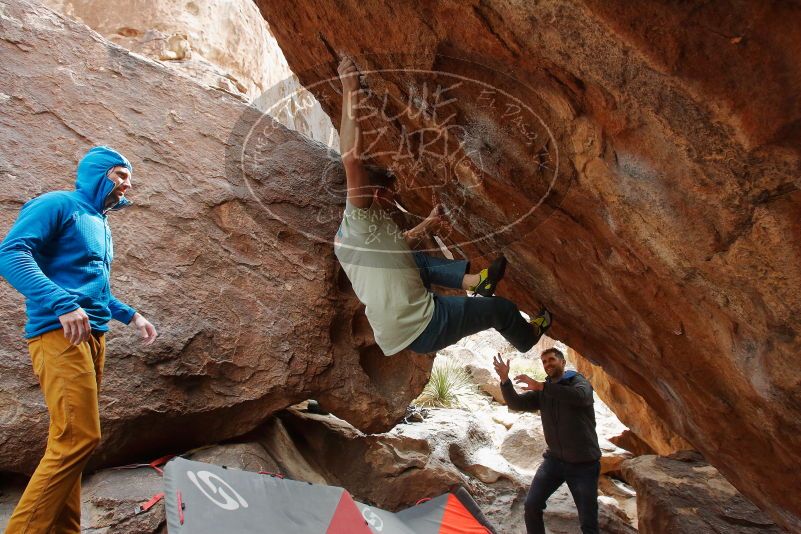 Bouldering in Hueco Tanks on 01/27/2020 with Blue Lizard Climbing and Yoga

Filename: SRM_20200127_1411580.jpg
Aperture: f/6.3
Shutter Speed: 1/250
Body: Canon EOS-1D Mark II
Lens: Canon EF 16-35mm f/2.8 L