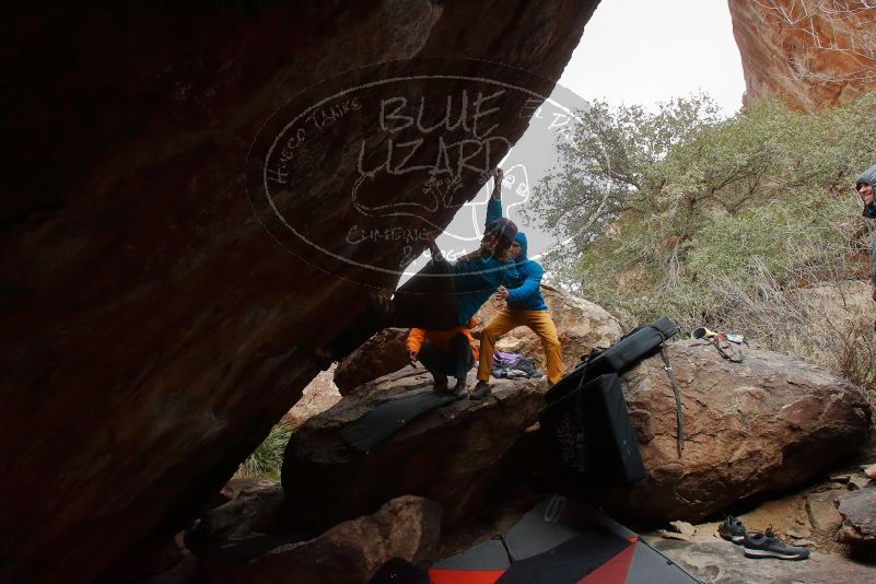 Bouldering in Hueco Tanks on 01/27/2020 with Blue Lizard Climbing and Yoga

Filename: SRM_20200127_1421470.jpg
Aperture: f/11.0
Shutter Speed: 1/250
Body: Canon EOS-1D Mark II
Lens: Canon EF 16-35mm f/2.8 L