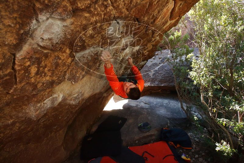 Bouldering in Hueco Tanks on 01/29/2020 with Blue Lizard Climbing and Yoga

Filename: SRM_20200129_1211040.jpg
Aperture: f/5.6
Shutter Speed: 1/250
Body: Canon EOS-1D Mark II
Lens: Canon EF 16-35mm f/2.8 L
