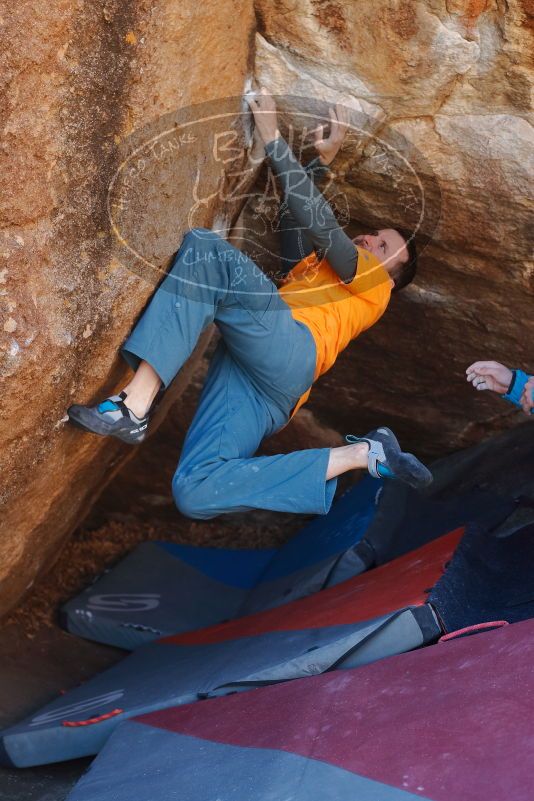 Bouldering in Hueco Tanks on 01/29/2020 with Blue Lizard Climbing and Yoga

Filename: SRM_20200129_1256050.jpg
Aperture: f/4.0
Shutter Speed: 1/250
Body: Canon EOS-1D Mark II
Lens: Canon EF 50mm f/1.8 II