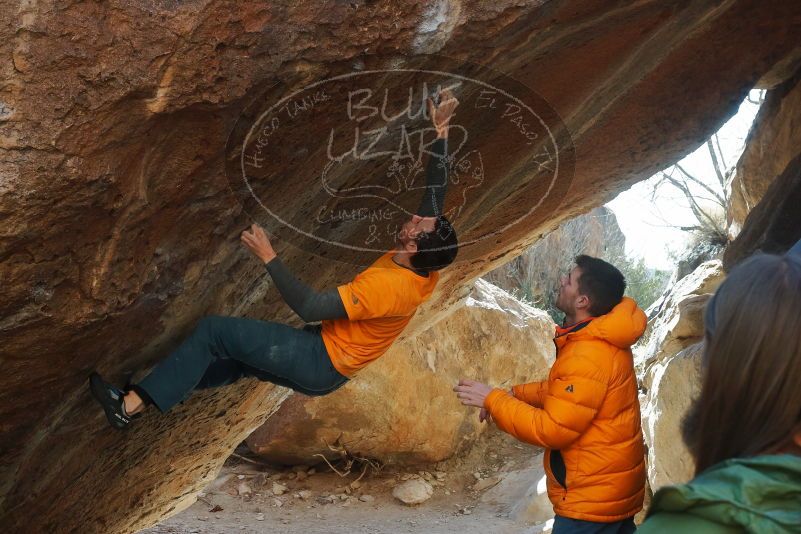 Bouldering in Hueco Tanks on 01/29/2020 with Blue Lizard Climbing and Yoga

Filename: SRM_20200129_1338570.jpg
Aperture: f/8.0
Shutter Speed: 1/250
Body: Canon EOS-1D Mark II
Lens: Canon EF 50mm f/1.8 II