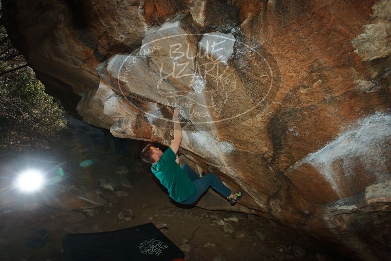 Bouldering in Hueco Tanks on 01/29/2020 with Blue Lizard Climbing and Yoga

Filename: SRM_20200129_1607290.jpg
Aperture: f/8.0
Shutter Speed: 1/250
Body: Canon EOS-1D Mark II
Lens: Canon EF 16-35mm f/2.8 L