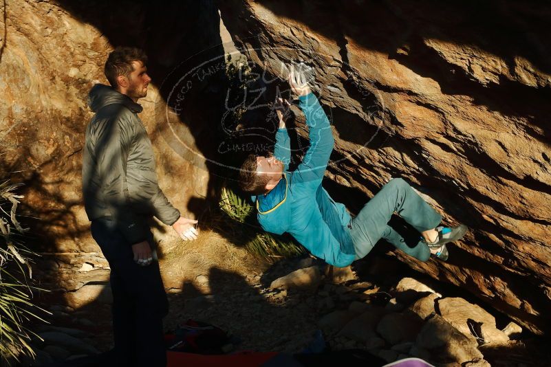 Bouldering in Hueco Tanks on 01/29/2020 with Blue Lizard Climbing and Yoga

Filename: SRM_20200129_1758360.jpg
Aperture: f/6.3
Shutter Speed: 1/400
Body: Canon EOS-1D Mark II
Lens: Canon EF 50mm f/1.8 II