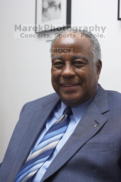Portrait of UT Vice President James Hill.

Filename: SRM_20061211_0931560.jpg
Aperture: f/5.0
Shutter Speed: 1/200
Body: Canon EOS-1D Mark II
Lens: Canon EF 50mm f/1.8 II