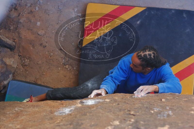 Bouldering in Hueco Tanks on 02/01/2020 with Blue Lizard Climbing and Yoga

Filename: SRM_20200201_1548230.jpg
Aperture: f/3.2
Shutter Speed: 1/320
Body: Canon EOS-1D Mark II
Lens: Canon EF 50mm f/1.8 II