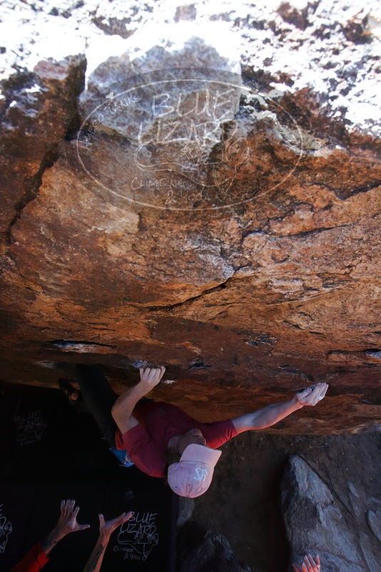 Bouldering in Hueco Tanks on 02/08/2020 with Blue Lizard Climbing and Yoga

Filename: SRM_20200208_1137540.jpg
Aperture: f/7.1
Shutter Speed: 1/250
Body: Canon EOS-1D Mark II
Lens: Canon EF 16-35mm f/2.8 L