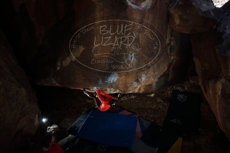 Bouldering in Hueco Tanks on 02/08/2020 with Blue Lizard Climbing and Yoga

Filename: SRM_20200208_1410340.jpg
Aperture: f/5.6
Shutter Speed: 1/250
Body: Canon EOS-1D Mark II
Lens: Canon EF 16-35mm f/2.8 L