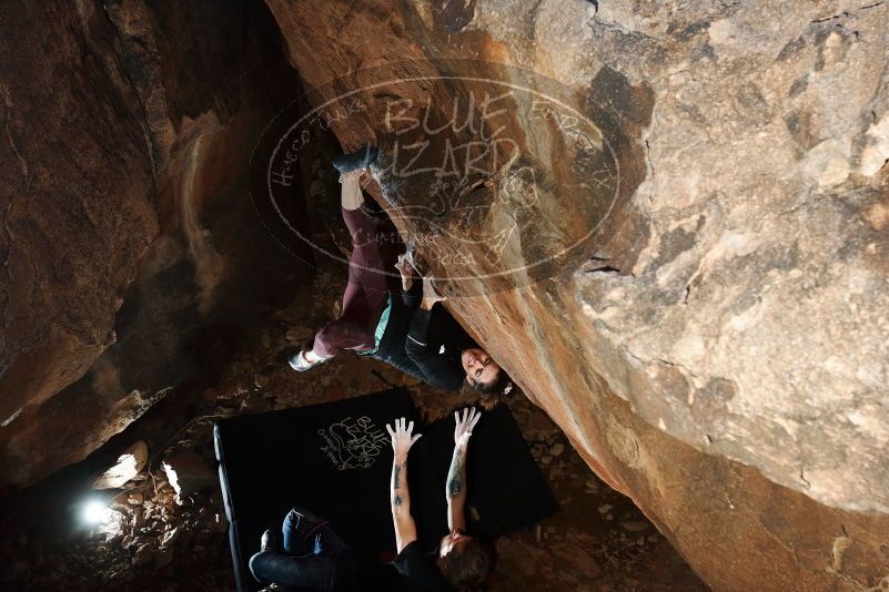 Bouldering in Hueco Tanks on 02/08/2020 with Blue Lizard Climbing and Yoga

Filename: SRM_20200208_1502140.jpg
Aperture: f/5.6
Shutter Speed: 1/250
Body: Canon EOS-1D Mark II
Lens: Canon EF 16-35mm f/2.8 L