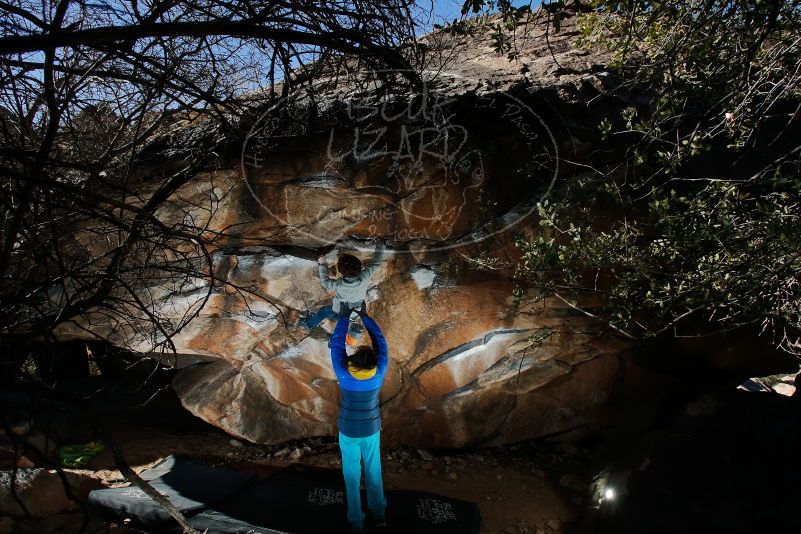 Bouldering in Hueco Tanks on 01/06/2020 with Blue Lizard Climbing and Yoga

Filename: SRM_20200106_1206340.jpg
Aperture: f/8.0
Shutter Speed: 1/250
Body: Canon EOS-1D Mark II
Lens: Canon EF 16-35mm f/2.8 L