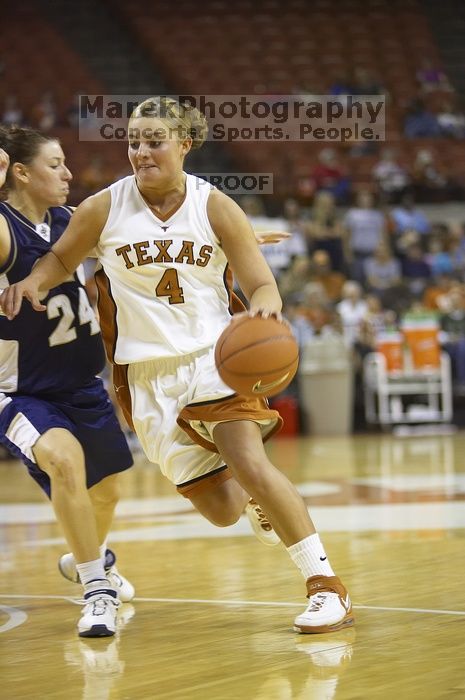 Guard Erika Arriaran, #4.  The lady longhorns defeated the Oral Roberts University's (ORU) Golden Eagles 79-40 Saturday night.

Filename: SRM_20061125_1333069.jpg
Aperture: f/2.8
Shutter Speed: 1/400
Body: Canon EOS-1D Mark II
Lens: Canon EF 80-200mm f/2.8 L