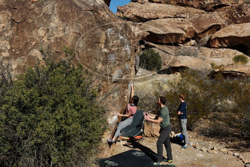 Bouldering in Hueco Tanks on 02/16/2020 with Blue Lizard Climbing and Yoga

Filename: SRM_20200216_1100340.jpg
Aperture: f/8.0
Shutter Speed: 1/500
Body: Canon EOS-1D Mark II
Lens: Canon EF 16-35mm f/2.8 L