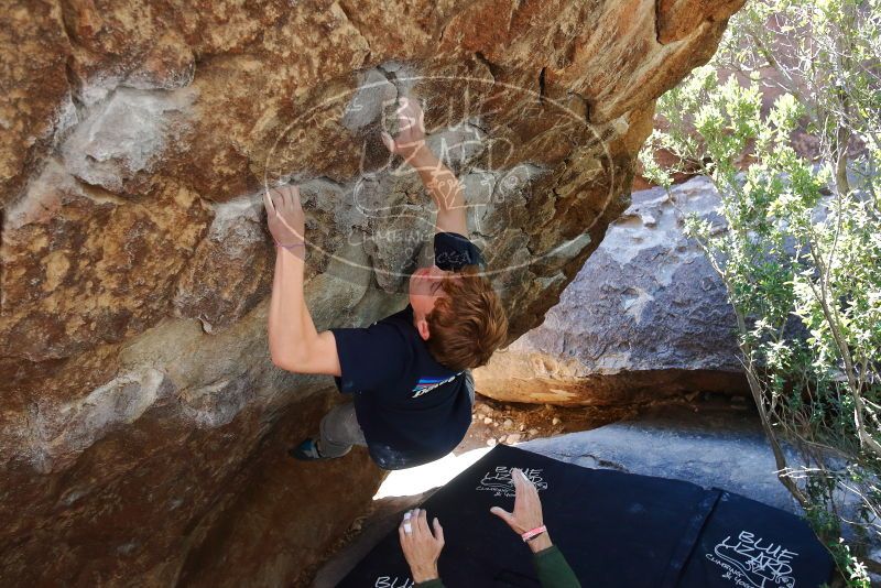 Bouldering in Hueco Tanks on 02/16/2020 with Blue Lizard Climbing and Yoga

Filename: SRM_20200216_1204390.jpg
Aperture: f/4.5
Shutter Speed: 1/250
Body: Canon EOS-1D Mark II
Lens: Canon EF 16-35mm f/2.8 L