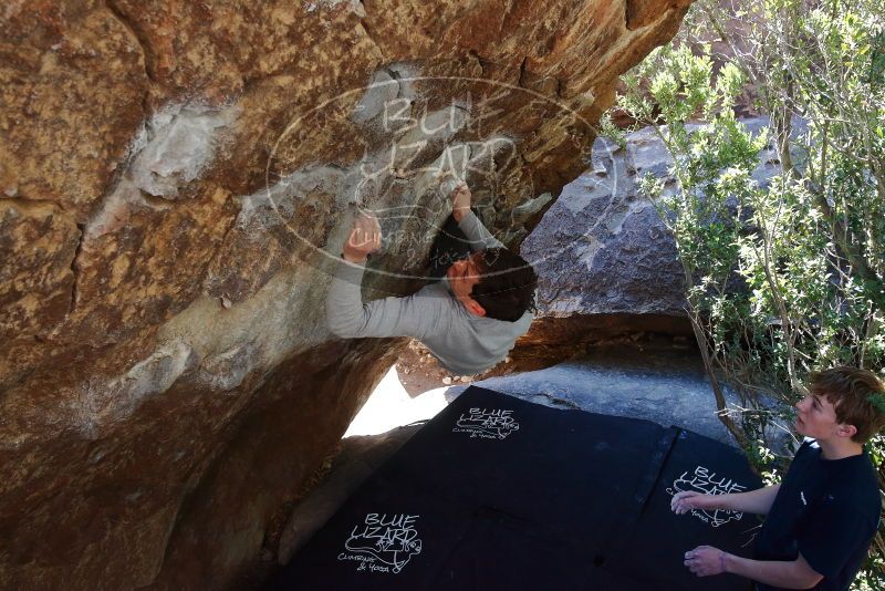 Bouldering in Hueco Tanks on 02/16/2020 with Blue Lizard Climbing and Yoga

Filename: SRM_20200216_1210220.jpg
Aperture: f/5.0
Shutter Speed: 1/320
Body: Canon EOS-1D Mark II
Lens: Canon EF 16-35mm f/2.8 L