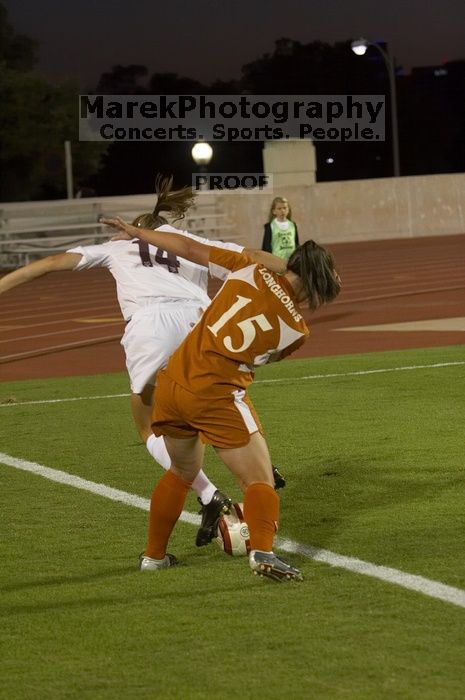 Leslie Imber, #15.  The lady longhorns beat Texas A&M 1-0 in soccer Friday night.

Filename: SRM_20061027_1913206.jpg
Aperture: f/4.0
Shutter Speed: 1/500
Body: Canon EOS 20D
Lens: Canon EF 80-200mm f/2.8 L