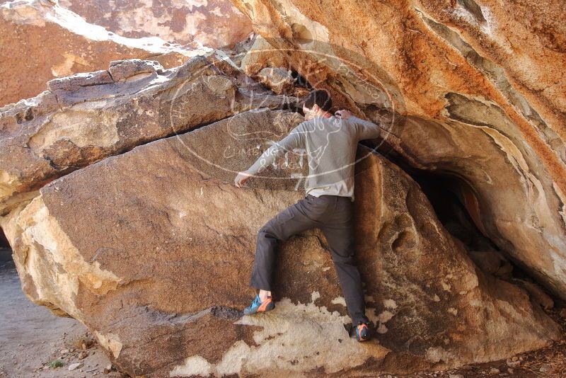 Bouldering in Hueco Tanks on 02/16/2020 with Blue Lizard Climbing and Yoga

Filename: SRM_20200216_1250070.jpg
Aperture: f/5.0
Shutter Speed: 1/250
Body: Canon EOS-1D Mark II
Lens: Canon EF 16-35mm f/2.8 L