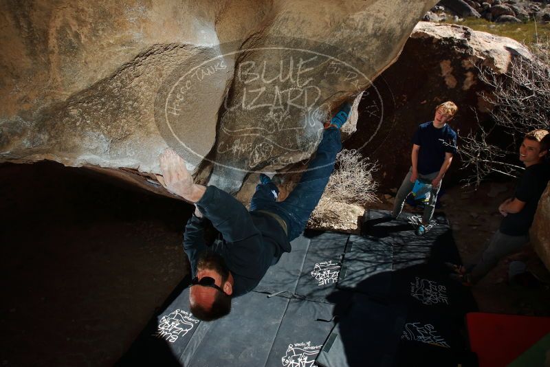 Bouldering in Hueco Tanks on 02/16/2020 with Blue Lizard Climbing and Yoga

Filename: SRM_20200216_1351180.jpg
Aperture: f/8.0
Shutter Speed: 1/250
Body: Canon EOS-1D Mark II
Lens: Canon EF 16-35mm f/2.8 L