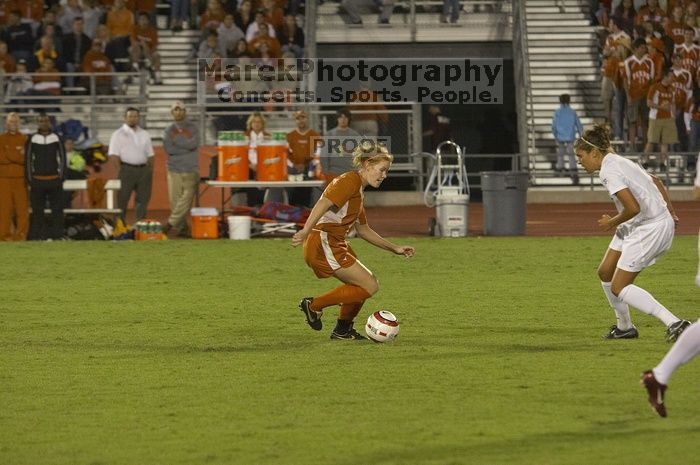 Kelsey Carpenter, #13.  The lady longhorns beat Texas A&M 1-0 in soccer Friday night.

Filename: SRM_20061027_2011383.jpg
Aperture: f/4.0
Shutter Speed: 1/800
Body: Canon EOS 20D
Lens: Canon EF 80-200mm f/2.8 L