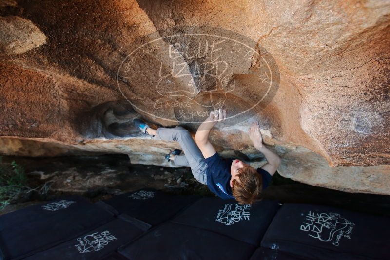 Bouldering in Hueco Tanks on 02/16/2020 with Blue Lizard Climbing and Yoga

Filename: SRM_20200216_1706300.jpg
Aperture: f/4.0
Shutter Speed: 1/250
Body: Canon EOS-1D Mark II
Lens: Canon EF 16-35mm f/2.8 L