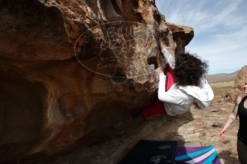 Bouldering in Hueco Tanks on 02/17/2020 with Blue Lizard Climbing and Yoga

Filename: SRM_20200217_1429450.jpg
Aperture: f/6.3
Shutter Speed: 1/400
Body: Canon EOS-1D Mark II
Lens: Canon EF 16-35mm f/2.8 L