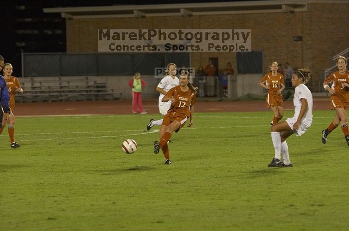 Priscilla Fite, #12.  The lady longhorns beat Texas A&M 1-0 in soccer Friday night.

Filename: SRM_20061027_2053181.jpg
Aperture: f/4.0
Shutter Speed: 1/800
Body: Canon EOS 20D
Lens: Canon EF 80-200mm f/2.8 L