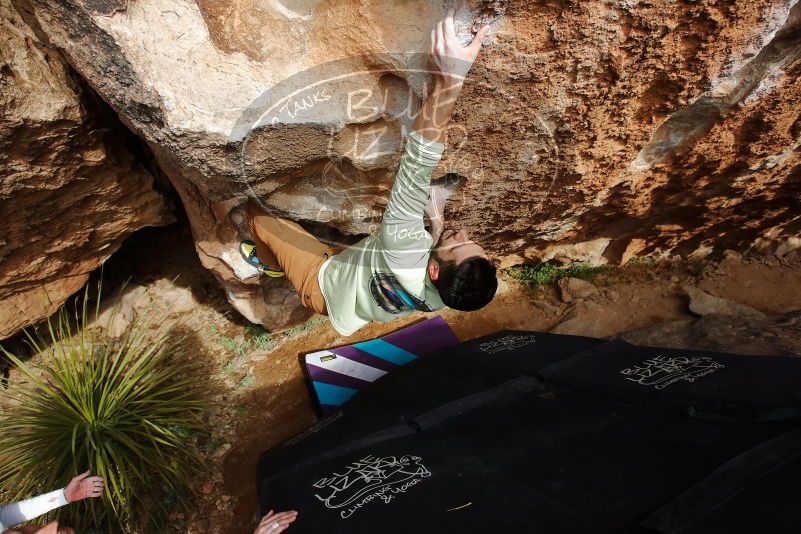 Bouldering in Hueco Tanks on 02/17/2020 with Blue Lizard Climbing and Yoga

Filename: SRM_20200217_1618060.jpg
Aperture: f/4.5
Shutter Speed: 1/500
Body: Canon EOS-1D Mark II
Lens: Canon EF 16-35mm f/2.8 L