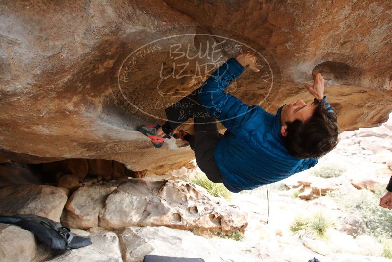 Bouldering in Hueco Tanks on 02/21/2020 with Blue Lizard Climbing and Yoga

Filename: SRM_20200221_1050360.jpg
Aperture: f/4.0
Shutter Speed: 1/250
Body: Canon EOS-1D Mark II
Lens: Canon EF 16-35mm f/2.8 L