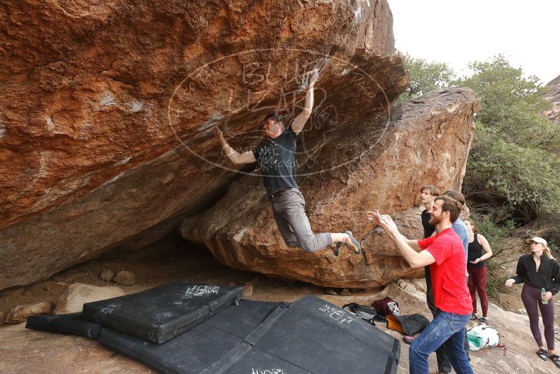 Bouldering in Hueco Tanks on 02/28/2020 with Blue Lizard Climbing and Yoga

Filename: SRM_20200228_1508062.jpg
Aperture: f/6.3
Shutter Speed: 1/250
Body: Canon EOS-1D Mark II
Lens: Canon EF 16-35mm f/2.8 L