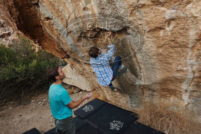Bouldering in Hueco Tanks on 02/28/2020 with Blue Lizard Climbing and Yoga

Filename: SRM_20200228_1821510.jpg
Aperture: f/6.3
Shutter Speed: 1/250
Body: Canon EOS-1D Mark II
Lens: Canon EF 16-35mm f/2.8 L