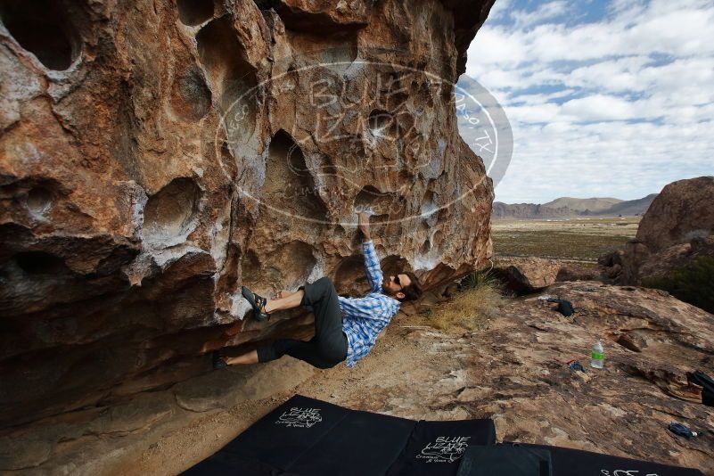 Bouldering in Hueco Tanks on 02/29/2020 with Blue Lizard Climbing and Yoga

Filename: SRM_20200229_1111130.jpg
Aperture: f/6.3
Shutter Speed: 1/320
Body: Canon EOS-1D Mark II
Lens: Canon EF 16-35mm f/2.8 L