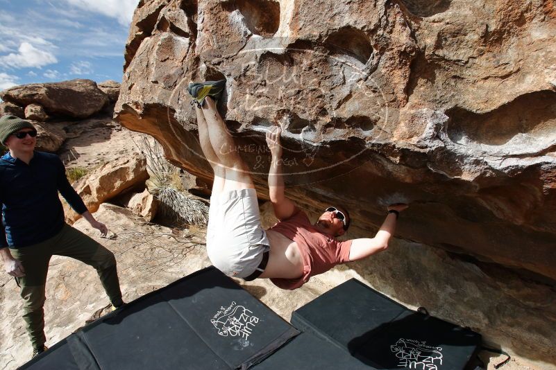 Bouldering in Hueco Tanks on 02/29/2020 with Blue Lizard Climbing and Yoga

Filename: SRM_20200229_1135310.jpg
Aperture: f/7.1
Shutter Speed: 1/320
Body: Canon EOS-1D Mark II
Lens: Canon EF 16-35mm f/2.8 L