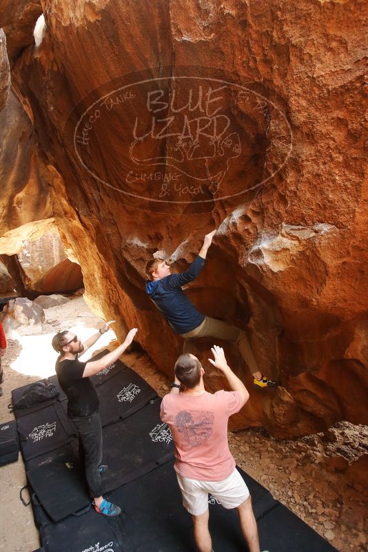 Bouldering in Hueco Tanks on 02/29/2020 with Blue Lizard Climbing and Yoga

Filename: SRM_20200229_1414020.jpg
Aperture: f/4.5
Shutter Speed: 1/250
Body: Canon EOS-1D Mark II
Lens: Canon EF 16-35mm f/2.8 L