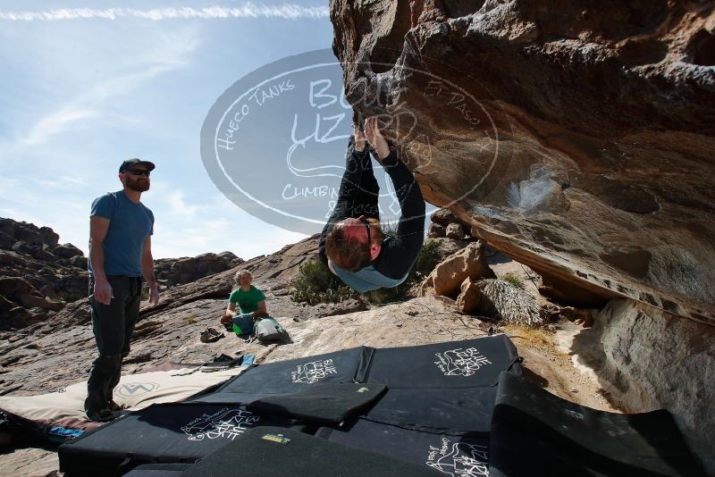 Bouldering in Hueco Tanks on 03/06/2020 with Blue Lizard Climbing and Yoga

Filename: SRM_20200306_1150010.jpg
Aperture: f/8.0
Shutter Speed: 1/250
Body: Canon EOS-1D Mark II
Lens: Canon EF 16-35mm f/2.8 L