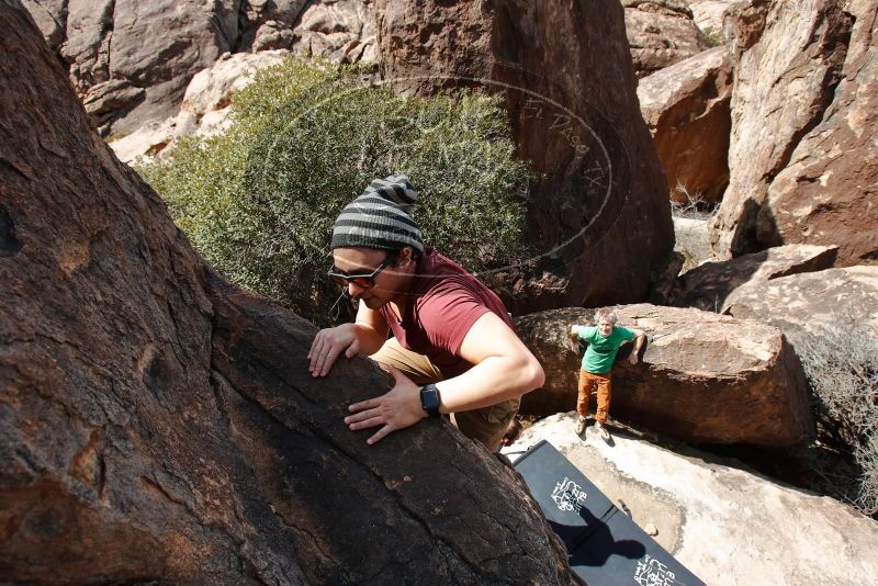 Bouldering in Hueco Tanks on 03/06/2020 with Blue Lizard Climbing and Yoga

Filename: SRM_20200306_1306220.jpg
Aperture: f/6.3
Shutter Speed: 1/320
Body: Canon EOS-1D Mark II
Lens: Canon EF 16-35mm f/2.8 L