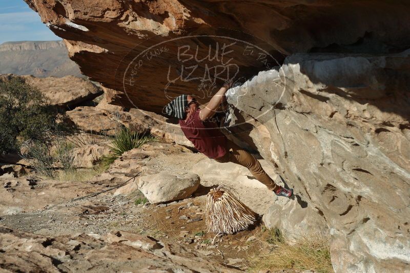 Bouldering in Hueco Tanks on 03/06/2020 with Blue Lizard Climbing and Yoga

Filename: SRM_20200306_1651570.jpg
Aperture: f/4.0
Shutter Speed: 1/800
Body: Canon EOS-1D Mark II
Lens: Canon EF 50mm f/1.8 II