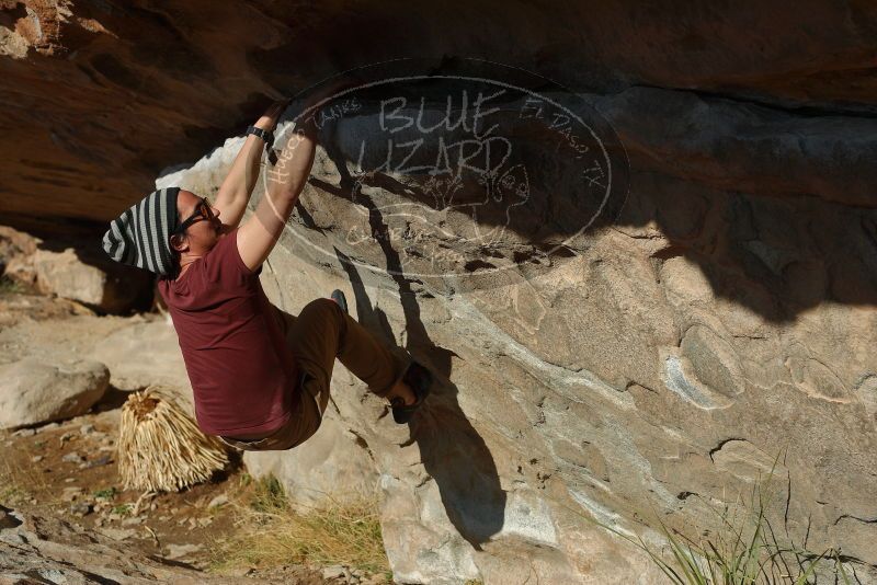 Bouldering in Hueco Tanks on 03/06/2020 with Blue Lizard Climbing and Yoga

Filename: SRM_20200306_1652270.jpg
Aperture: f/4.0
Shutter Speed: 1/1000
Body: Canon EOS-1D Mark II
Lens: Canon EF 50mm f/1.8 II