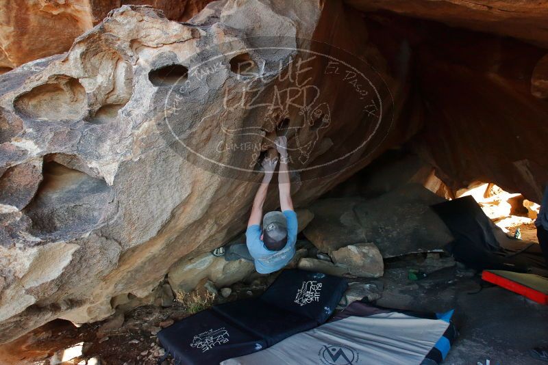 Bouldering in Hueco Tanks on 03/06/2020 with Blue Lizard Climbing and Yoga

Filename: SRM_20200306_1815460.jpg
Aperture: f/6.3
Shutter Speed: 1/250
Body: Canon EOS-1D Mark II
Lens: Canon EF 16-35mm f/2.8 L